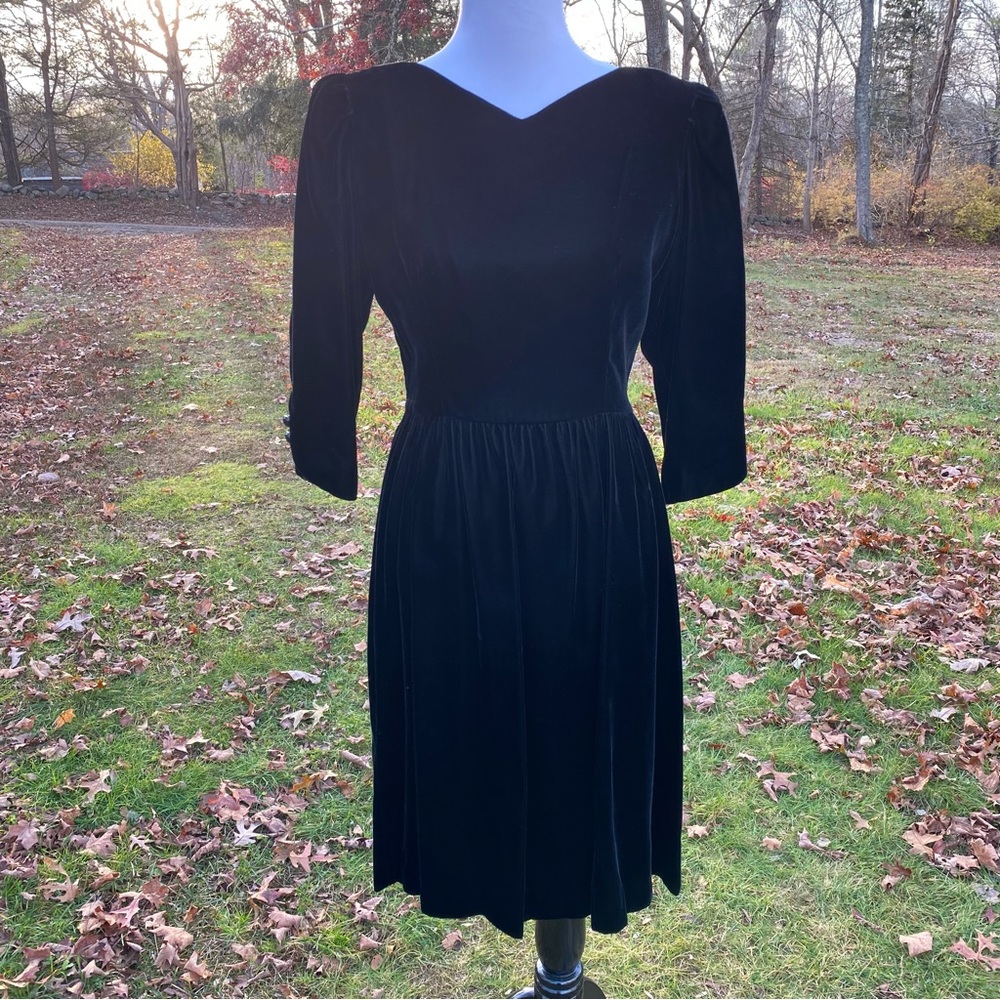 LANZ DRESS BLACK VELVET OPEN BACK 3/4 SLEEVE VINTAGE PETITE no size S FIT